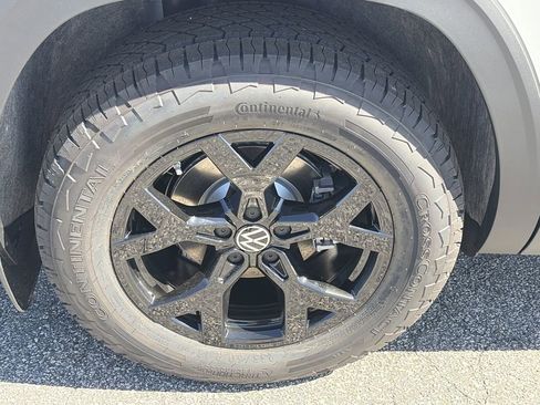 New 2026 Volkswagen Atlas Peak Edition AWD/4WD image 27