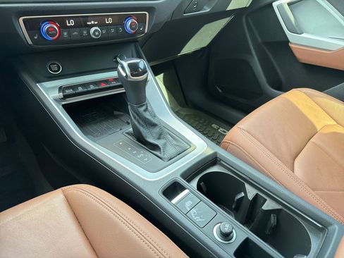 Certified 2023 Audi Q3 2.0T Premium Plus w/ Premium Plus Package AWD/4WD image 18