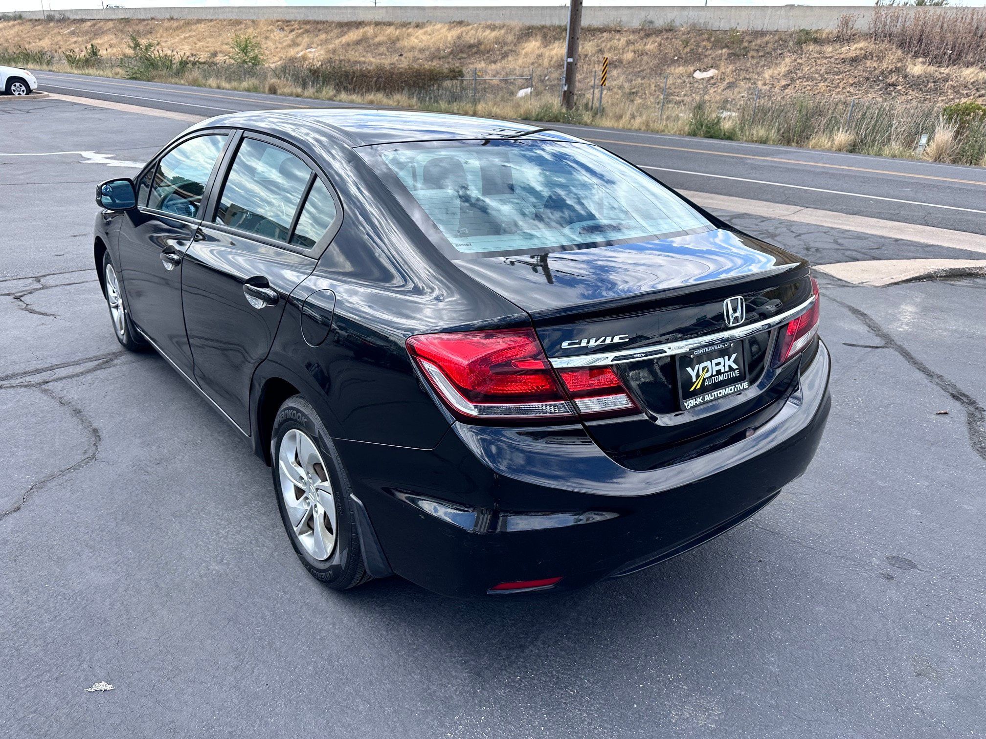 Used 2013 Honda Civic LX image 4