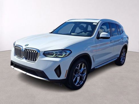 Used 2022 BMW X3 xDrive30i w/ Convenience Package AWD/4WD image 3