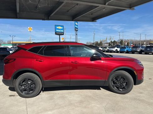 New 2026 Chevrolet Blazer LT w/ Midnight/Sport Edition AWD/4WD image 4