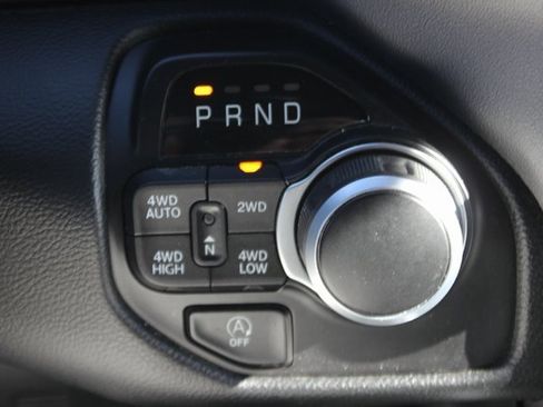 Used 2022 RAM 1500 Big Horn image 10