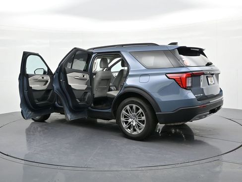 New 2026 Ford Explorer Active w/ Active Comfort Package image 27