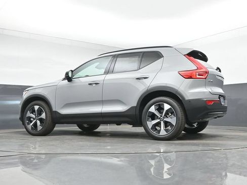 New 2026 Volvo XC40 B5 Plus w/ Protection Package Premier AWD/4WD image 41
