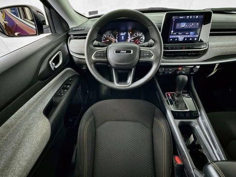 Used 2022 Jeep Compass Sport FWD image 20