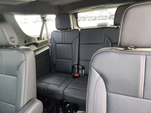 Certified 2023 Chevrolet Suburban RST w/ Luxury Package image 15