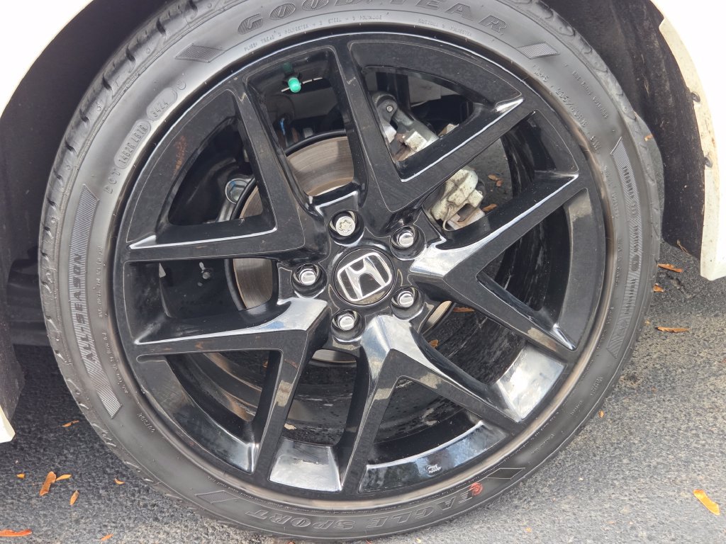 Used 2025 Honda Civic Sport image 17