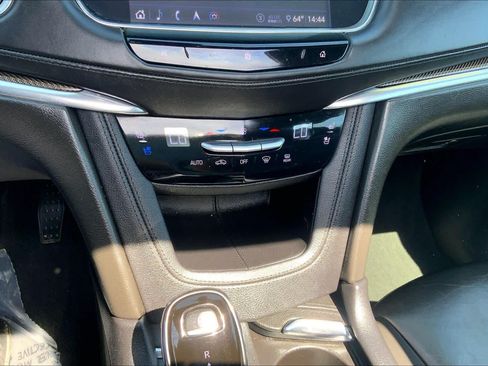 Used 2020 Cadillac XT5 Premium Luxury w/ Platinum Package AWD/4WD image 35