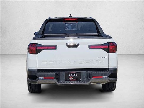 Used 2025 Hyundai Santa Cruz Limited AWD/4WD image 6