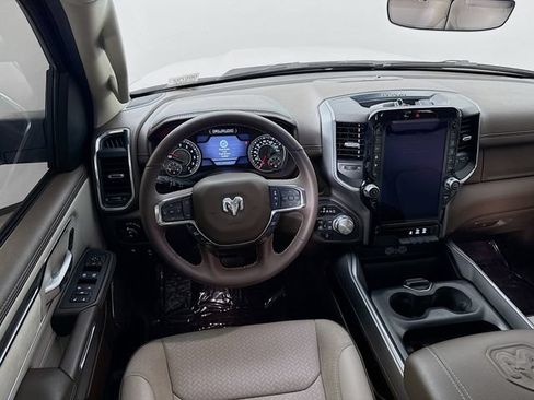 Used 2025 RAM 1500 Laramie AWD/4WD image 22