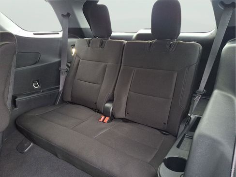 Used 2023 Ford Explorer XLT w/ Class IV Trailer Tow Package image 12