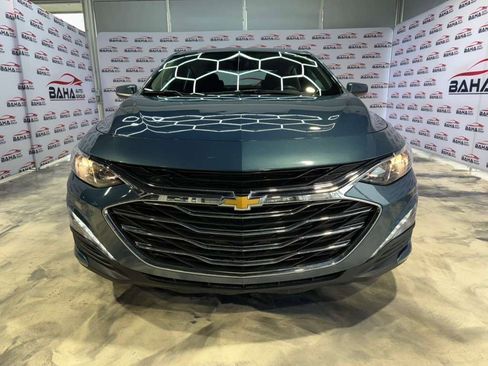 Used 2025 Chevrolet Malibu LT image 3