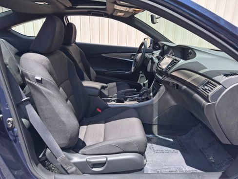 Used 2017 Honda Accord EX image 15