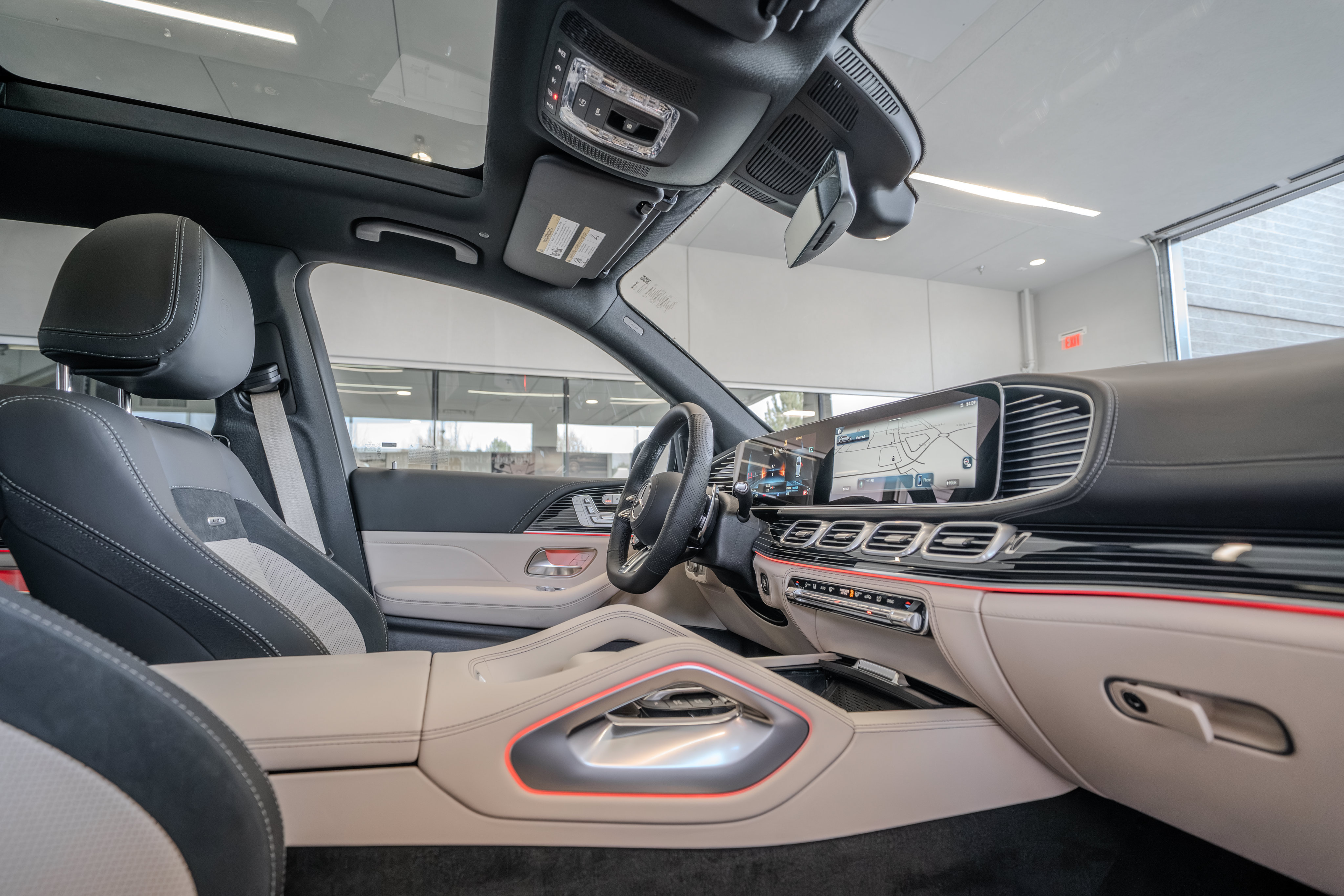 Used 2026 Mercedes-Benz GLE 53 AMG 4MATIC image 17
