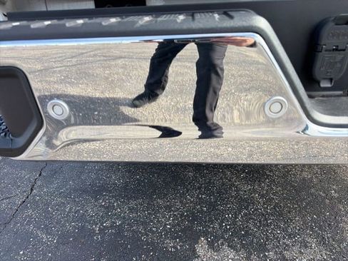 Used 2022 GMC Sierra 2500 Pro w/ Gooseneck/5TH Wheel Package image 6