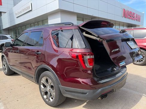 Used 2018 Ford Explorer Sport w/ Equipment Group 401A AWD/4WD image 11