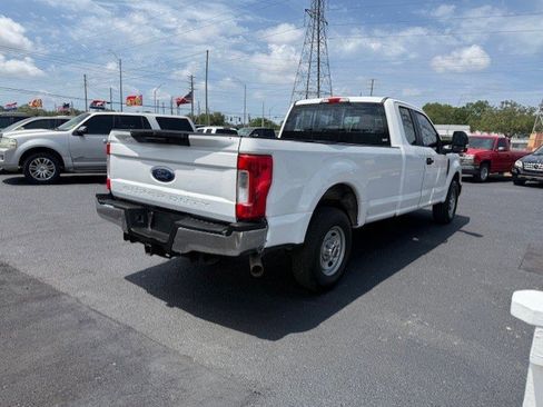 Used 2018 Ford F250 XL w/ Power Equipment Group RWD image 5