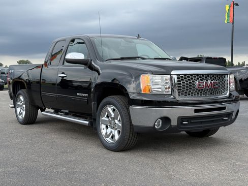 Used 2013 GMC Sierra 1500 SLT AWD/4WD image 1
