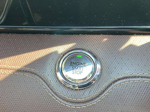 Used 2019 Lincoln Navigator L Black Label w/ Cargo Package AWD/4WD image 27