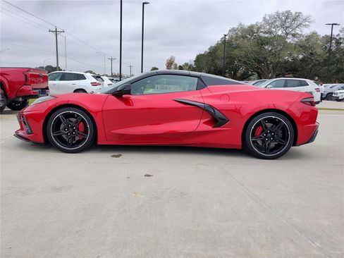 Used 2023 Chevrolet Corvette Stingray Preferred Conv w/ Stealth Interior Trim Package image 3