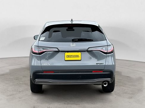 Used 2025 Honda HR-V Sport image 4