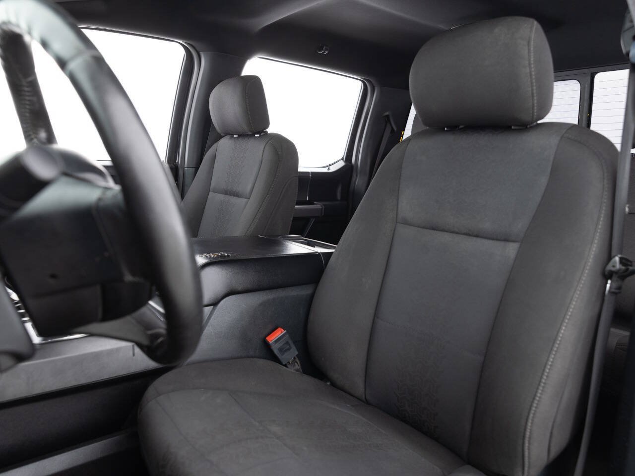 Used 2019 Ford F150 XLT w/ Equipment Group 302A Luxury AWD/4WD image 26