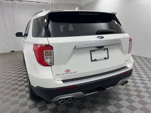 Used 2023 Ford Explorer Platinum w/ Technology Package AWD/4WD image 8