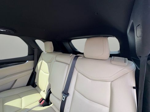 Used 2018 Cadillac XT5 AWD image 34