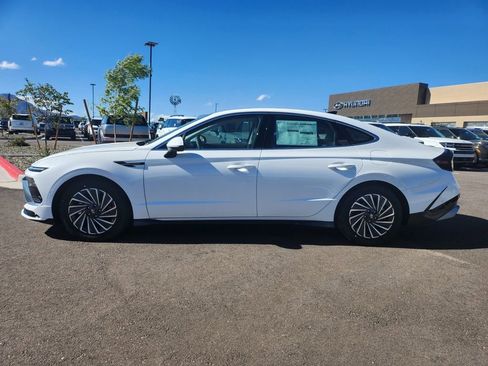 New 2025 Hyundai Sonata Limited image 7