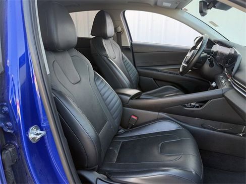 Used 2021 Hyundai Elantra Limited image 29