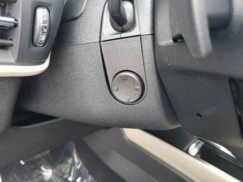 New 2026 Lincoln Corsair Premiere image 15