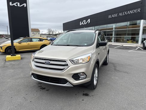 Used 2018 Ford Escape SE image 8