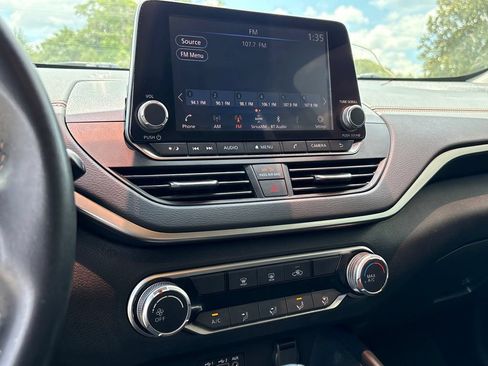 Used 2021 Nissan Altima 2.5 SR FWD image 18
