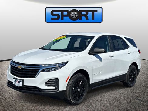 Used 2022 Chevrolet Equinox LS w/ LS Convenience Package image 1