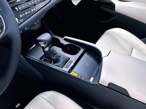 New 2025 Lexus ES 350 350 image 8