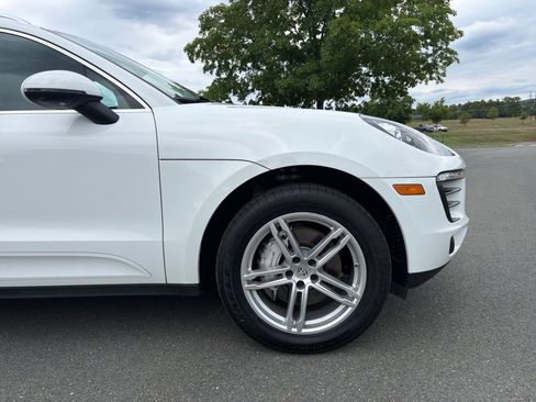 Used 2018 Porsche Macan S AWD/4WD image 11