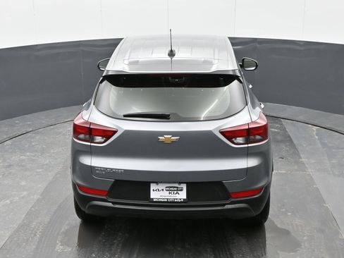 Used 2023 Chevrolet TrailBlazer LS image 34