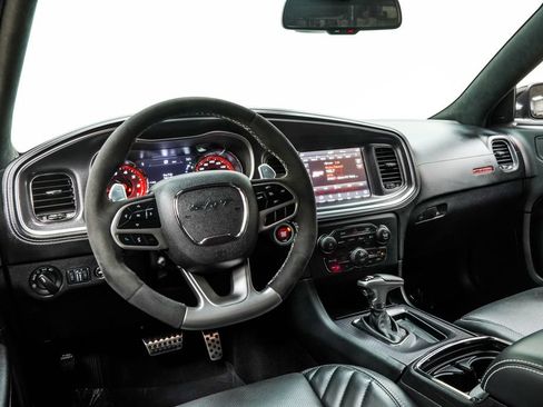 Used 2023 Dodge Charger SRT Hellcat w/ Harman/Kardon Audio Group RWD image 5