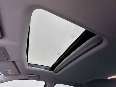 Used 2018 Honda Ridgeline RTL-E image 32