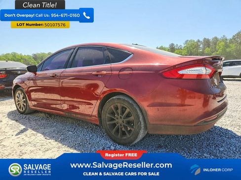 Used 2014 Ford Fusion SE FWD image 3