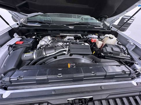 Used 2024 Chevrolet Silverado 2500 High Country w/ High Country Premium Package image 11