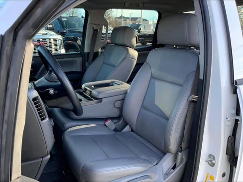 Used 2018 GMC Sierra 1500 2WD Crew Cab w/ Sierra Convenience Package image 7