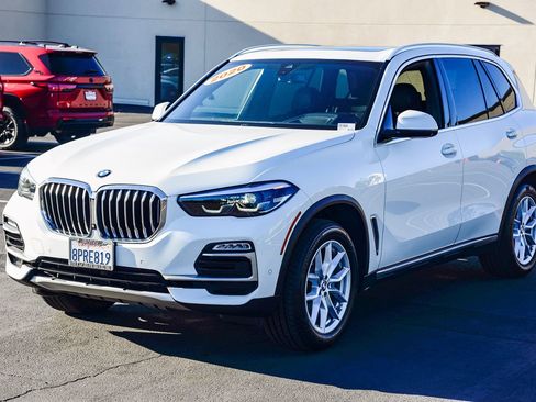 Used 2020 BMW X5 xDrive40i w/ Premium Package image 3
