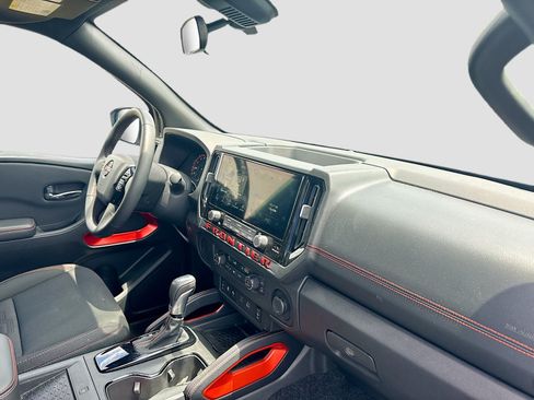 Used 2025 Nissan Frontier Pro-X w/ Pro Convenience Package RWD image 32