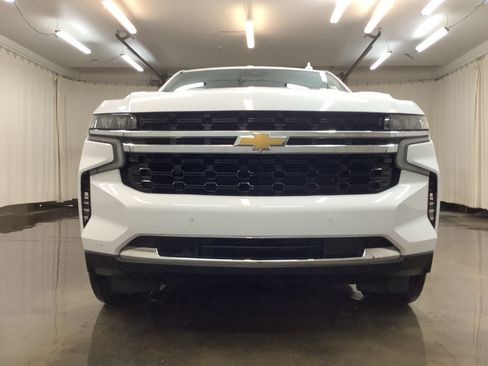 Used 2023 Chevrolet Tahoe LS w/ Driver Alert Package AWD/4WD image 10