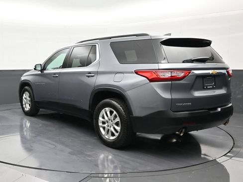 Used 2021 Chevrolet Traverse LT FWD image 3