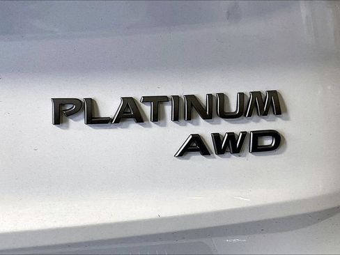 New 2026 Nissan Rogue Platinum AWD/4WD image 37