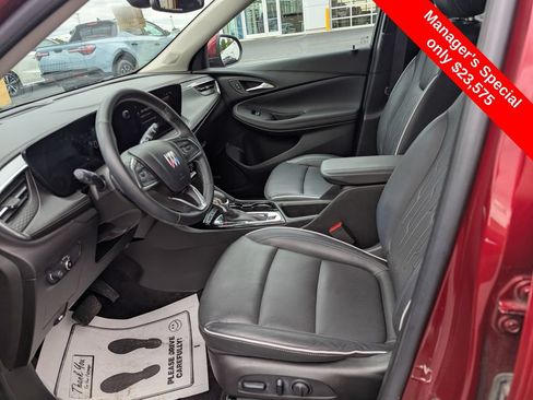 Used 2024 Buick Encore GX Avenir w/ Avenir Convenience Package FWD image 13