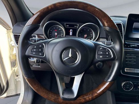 Used 2019 Mercedes-Benz GLS 450 4MATIC image 27