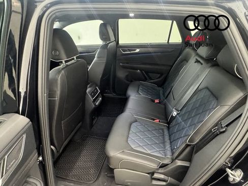 Used 2026 Volkswagen Atlas Cross Sport SEL Premium R-Line AWD/4WD image 24